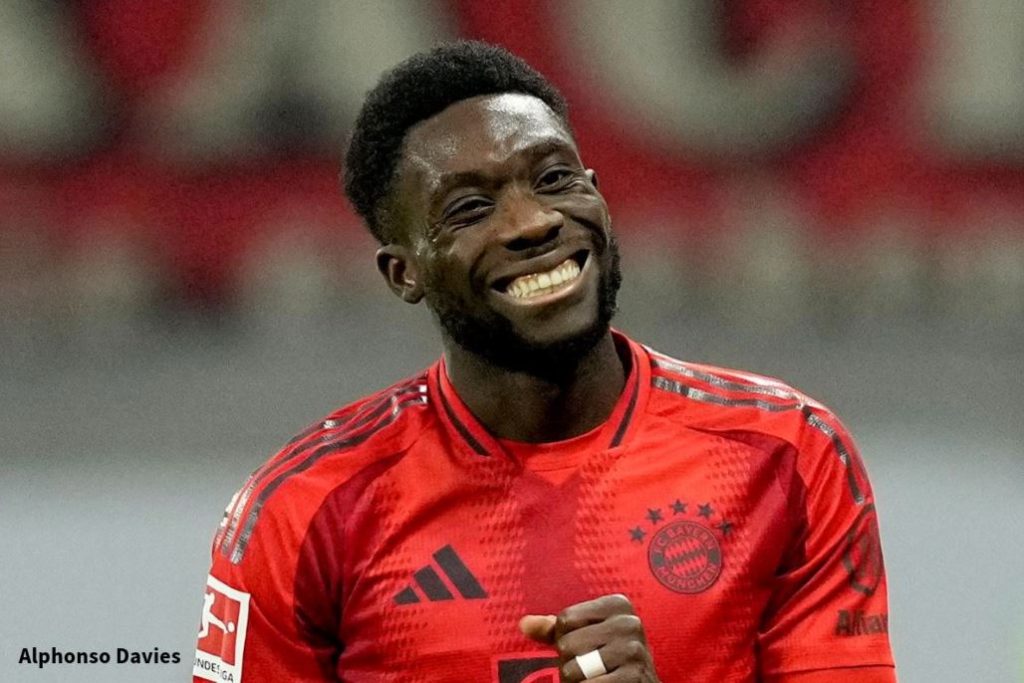 Alphonso Davies tiếp tục ở lại Đức