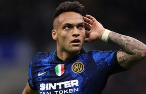 Inter Milan phải trả giá cho những sai lầm Lautaro Martinez