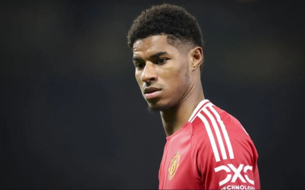 Marcus Rashford là mục tiêu cho mượn của Milan khi Manchester United cân nhắc rời Zirkzee